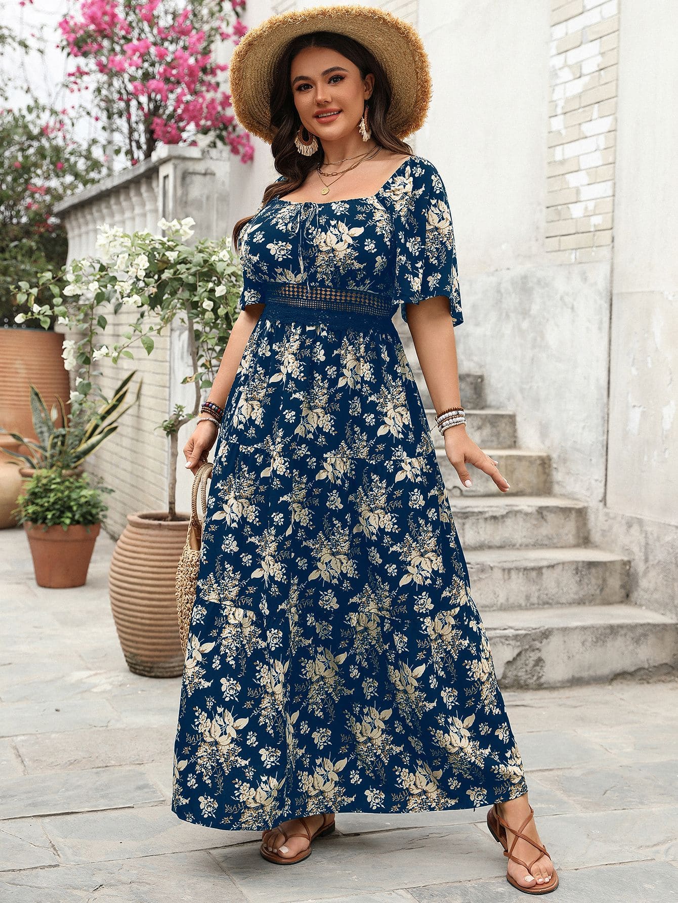 Plus Size maxi Dress – Flattering Fit & Flowy Design for Curvy Women
