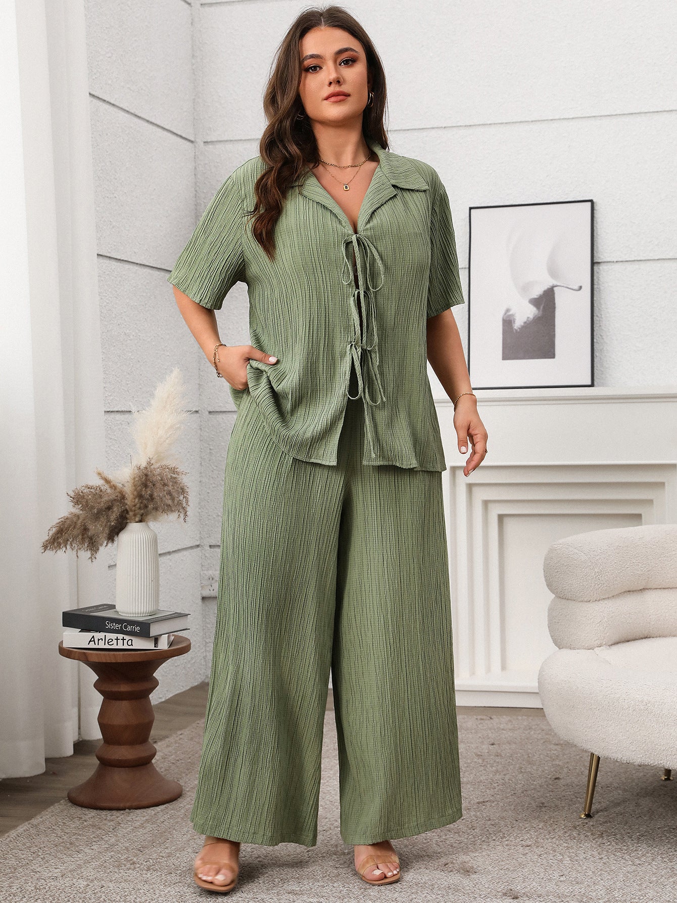 Soft & Comfortable Plus Size Pleated Two-Piece Set - Shirt & Wide-Leg Pants (2 Colors)