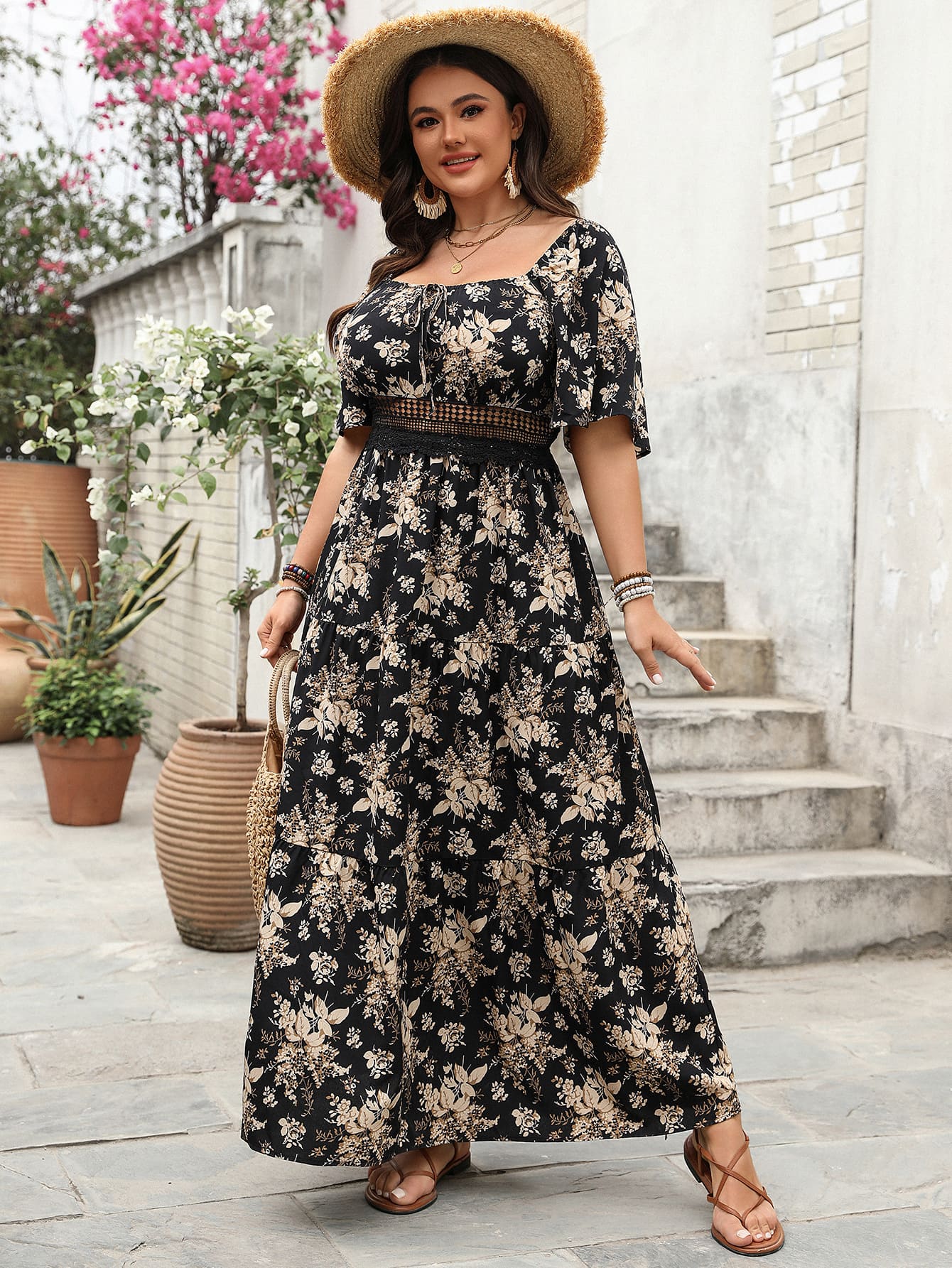 Plus Size maxi Dress – Flattering Fit & Flowy Design for Curvy Women
