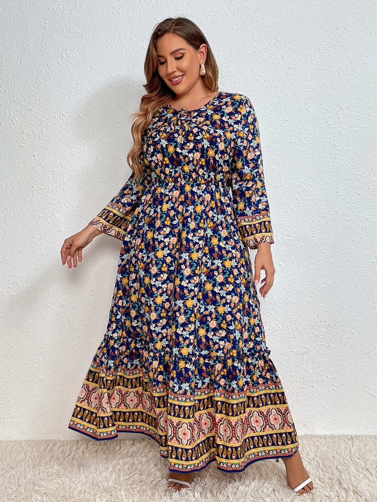 Boho Chic Floral Print Long Sleeve Maxi Dress with Border Print